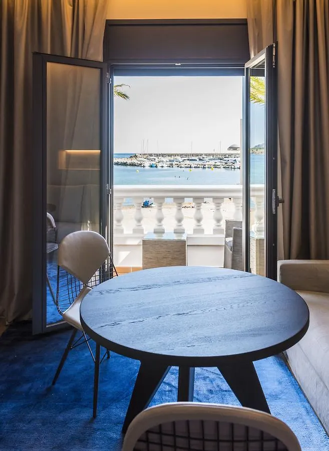 Отель Miramar Rooms Льянсса