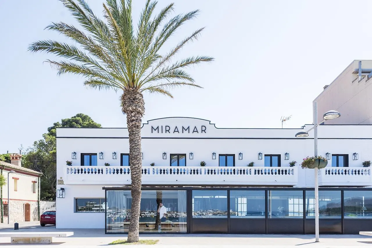 Miramar Rooms Льянсса
